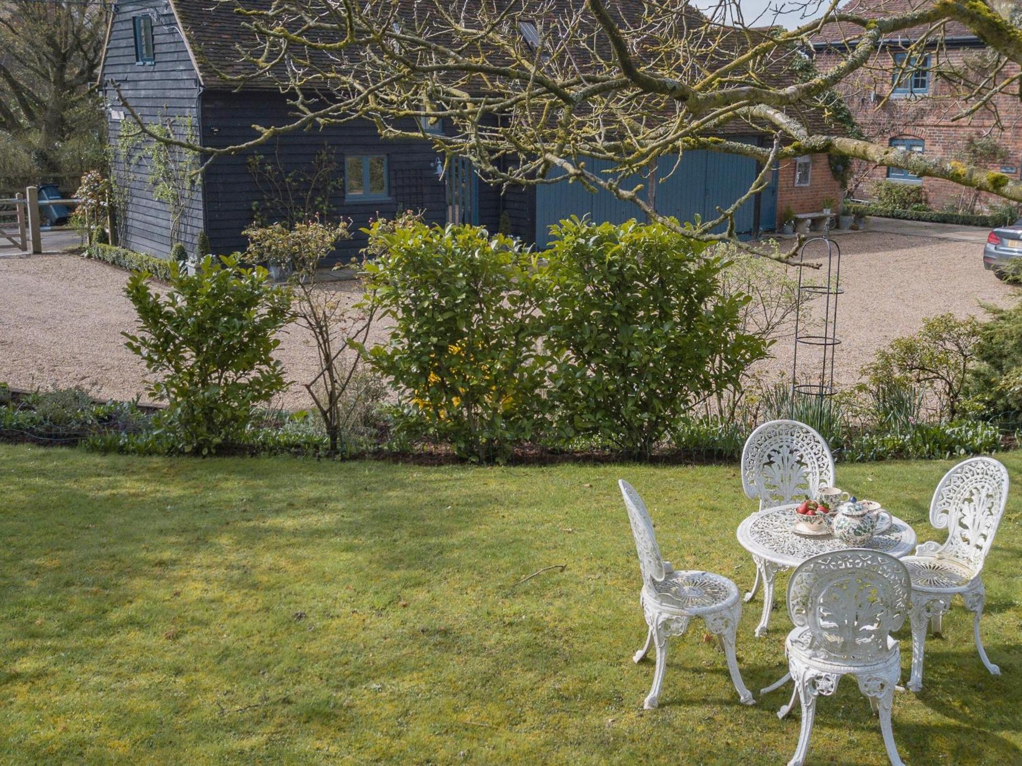 Woolhouse Barn Villa Hunton  Exterior photo